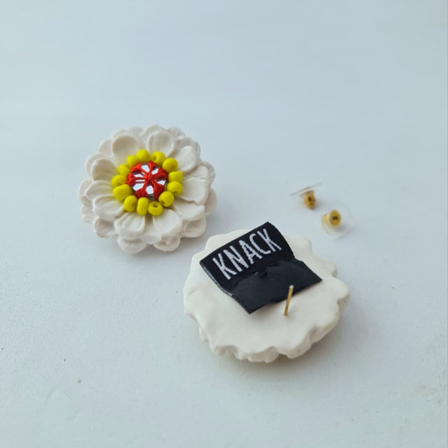 MIRROR FLOWER