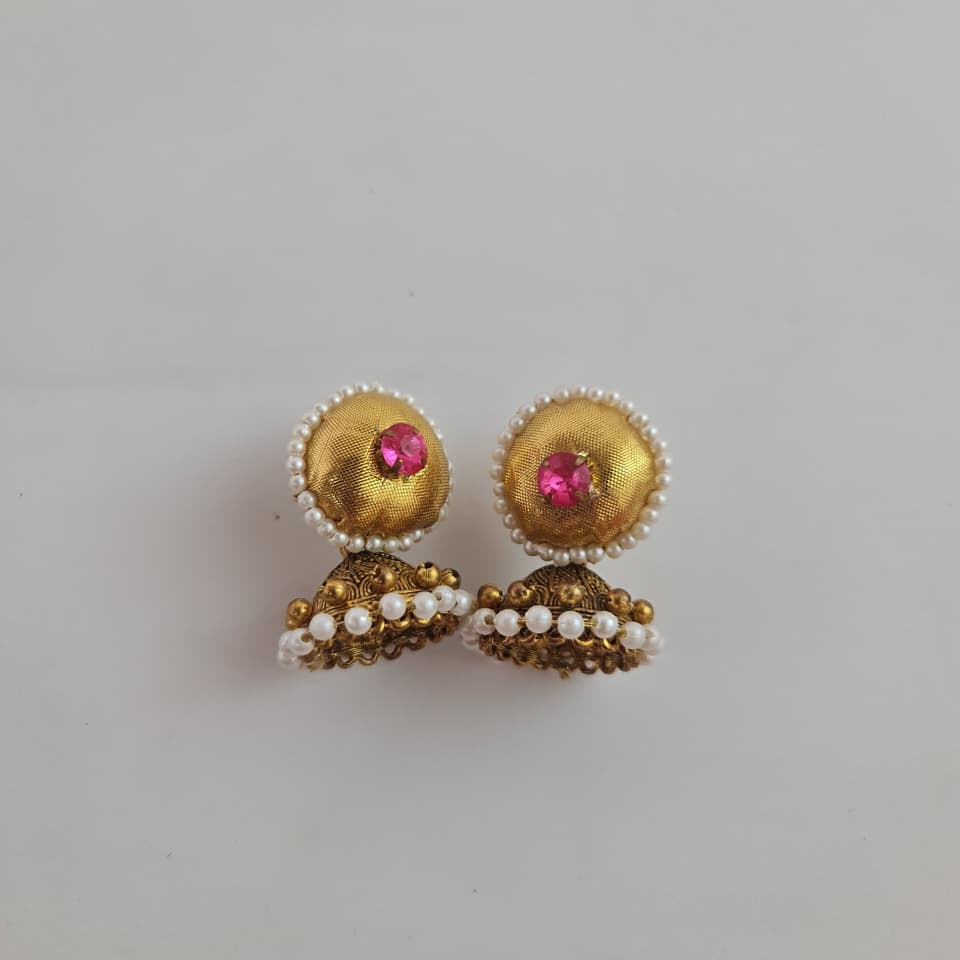 EARRING: AMI KA JHUMKA