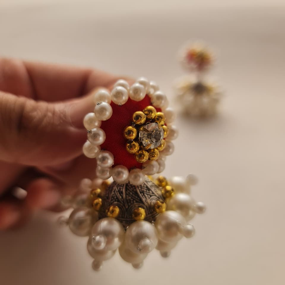 EARRINGS: SHARMILI KA JHUMKA